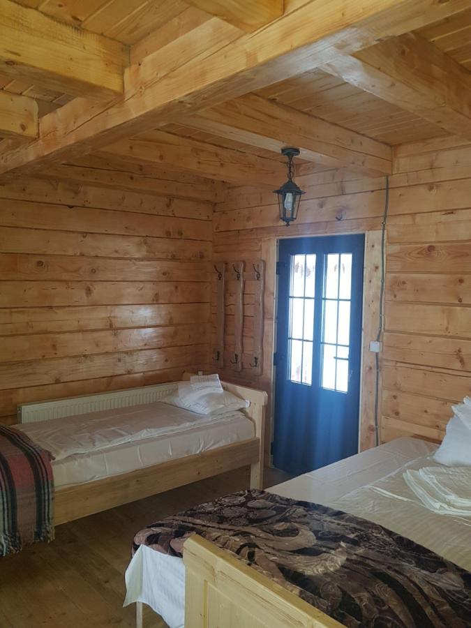 Tulean Cabin Săcel Exterior foto